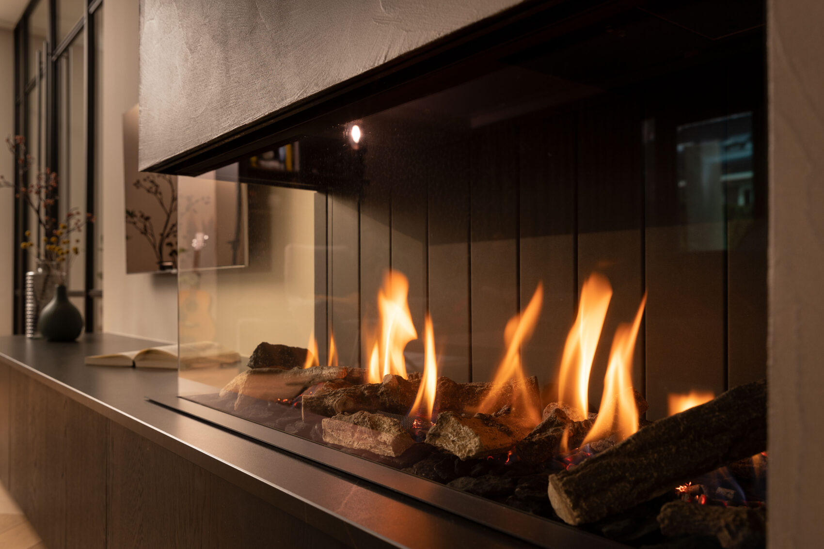 Why a gas fireplace is the Superior Choice